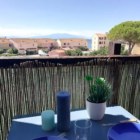 Canigou Vue: Lakeside Retreat With Pools And Playground * Le Barcares